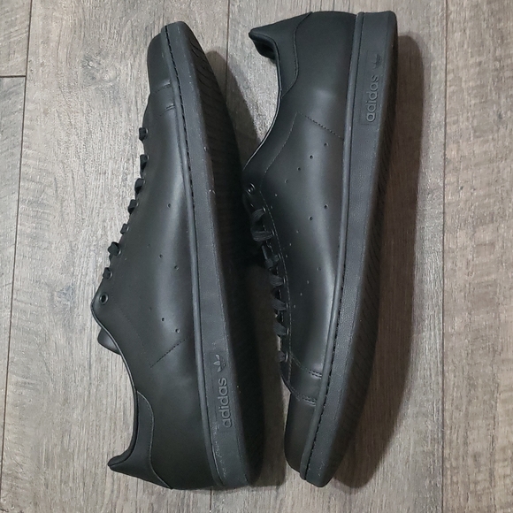 SIZE 21 mens shoe main image 6